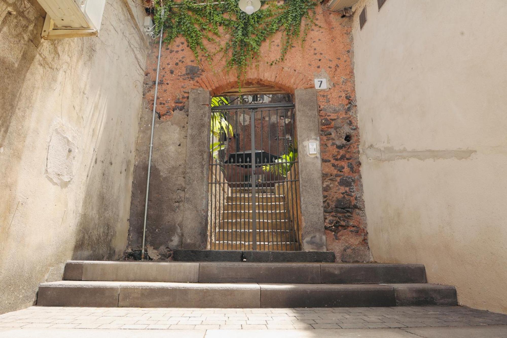 Fuochisti House Catânia Exterior foto